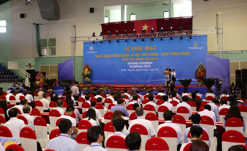 Khai mạc hoạt động "Trình diễn và kết nối cung - cầu công nghệ khu vực Nam Bộ năm 2015": Giới thiệu 250 công nghệ, thiết bị, kết quả nghiên cứu